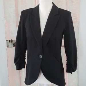 Gibson Retouched Sleeve Cropped Blazer